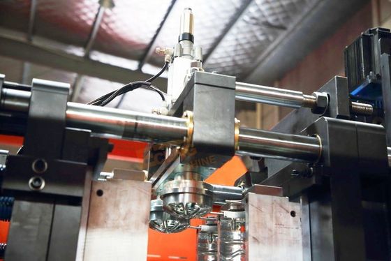 Automatic Water Bottle Blow Molding Machine 1500BPH 5liter Eceng Q5L2 48kW