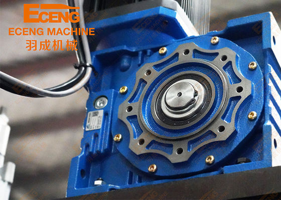 4 Cavities 2L Small Water Bottle Making Machine 10000 BPH Eceng K4