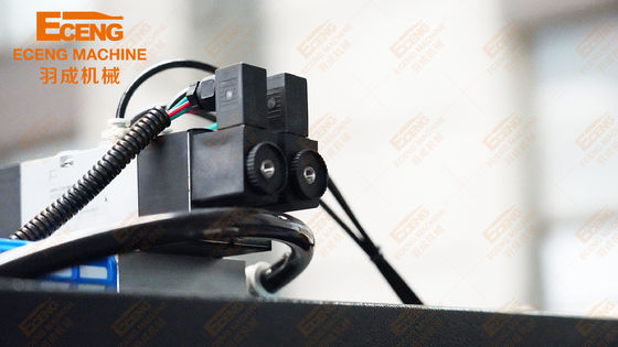 K6 12000BPH High Speed Linear Bottle Machine 6 Cavities For High Efficiency