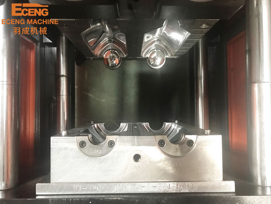 YC-2L-2 2000 Ml Semi Auto Blowing Machine 3PHASE For PET Plastic Bottles 380V