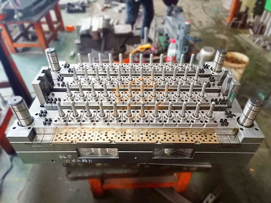 Eceng Hot Runner PET Bottle Mould 48 Cavities Plastic Injection