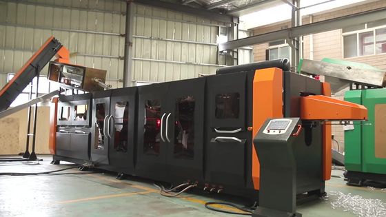 750ml Automatic Blow Molding Machine  SMC Plastic PET Bottle Making