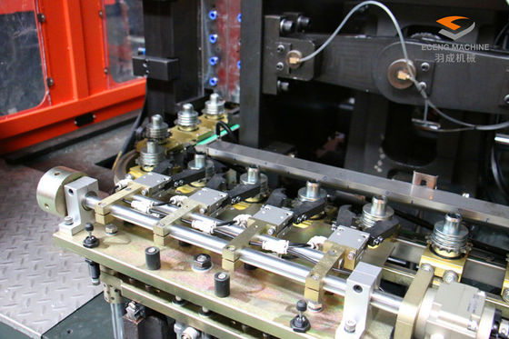 2000ml PET Stretch Blow Moulding Machine 3900KG Bottle Maker