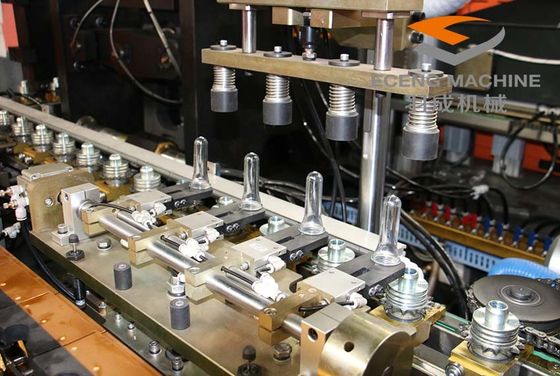 29KW 4 Cavity PET Blowing Machine 3 Phase 380V Plastic Bottle Making